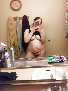 Selfie Amateur BBWs, Curvy and Thick! - vol 57!