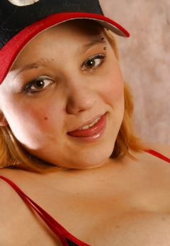 BBW Baseball Babe Nicoletta - N