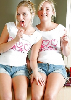 Young cute teen blonde twins Share and Rochelle - N