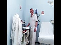 katie-pussy-gynoclinic-visit-for-gyno-speculum-exam