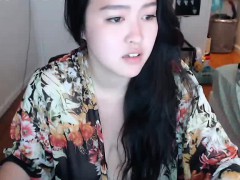hot-asian-webcam-girl-masturbating