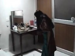 Indian wife cheats on cam with younger guy