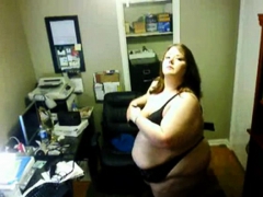 Solo 78 (SSBBW) Showing off her Body on Webcam