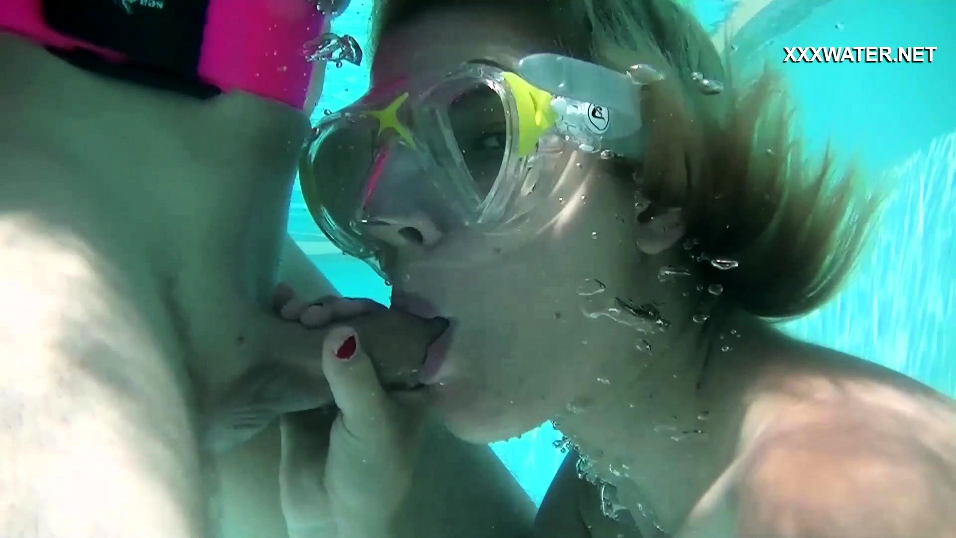 David And Samantha Cruz Underwater Hardcore Sex at DrTuber