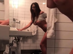 Leaked Snapchat Sex Toilet Fuck German Hot Brunette