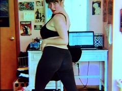 chubby-milf-strip-show-her-big-boobs-webcam
