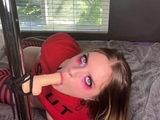 Blonde needs her toy for juicy pussy masturbation HD
