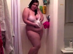 sexy-bbw-stripping-in-the-shower-cassianobr